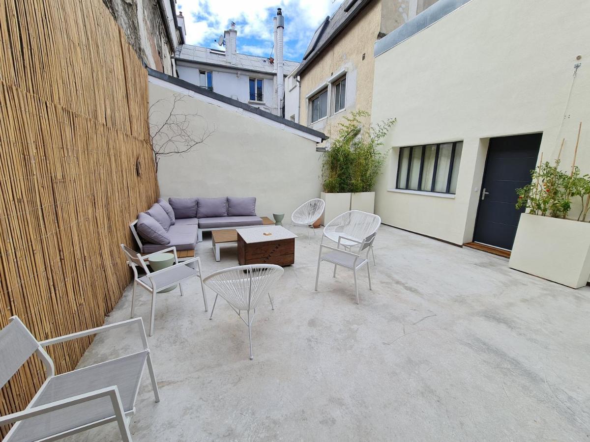 Le Saint Christophe - Mairie D'Aubervilliers Ligne 12 Exteriör bild